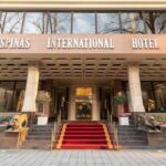 رستوران ‌های هتل اسپیناس بلوار کشاورز؛ تجربه ‌ای از طعم و رنگ