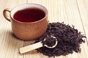 آیا نوشیدن چای داغ در اول صبح به بهبود عفونت معده کمک می‌کند