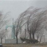 باد شدید پایتخت را در می‌نوردد