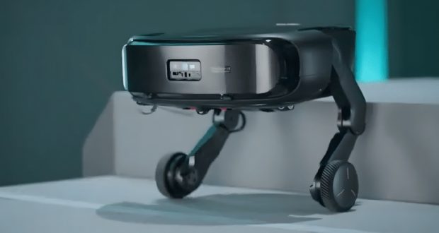 جاروبرقی رباتیک Roborock Saros 10R از پله‌ها بالا می‌رود!