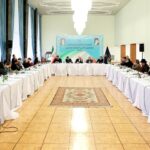 عارف: برای توسعه ایران به پیوست هنر نیاز داریم نه دخالت در کار هنرمند