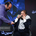 کوروش زارعی تجلیل شد؛ هنرمندی که در خارج بیشتر از ایران طرفدار دارد