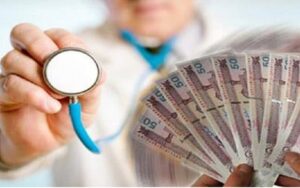 ۵۱ درصد مدیریت نظام سلامت دست زیرمیزی بگیران است