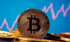 افزایش قیمت نفت بیت‌کوین را زمین‌گیر کرد!