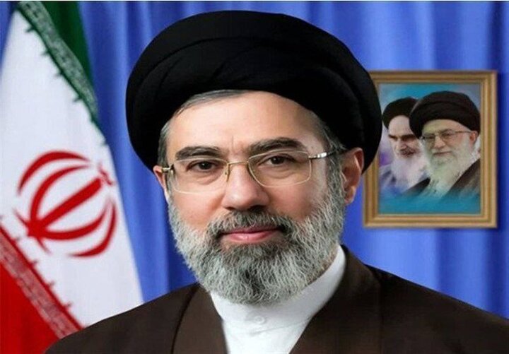 بیعت بیش از ۲۰۰ هنرمند پیشکسوت با رهبر انقلاب اسلامی