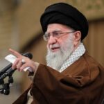 نام و راه آن رهبر بزرگ، چون چراغی فروزان، مسیر آینده را روشن خواهد کرد