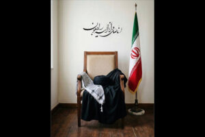 نگاه امام خامنه‌ای به هنر متعهد چراغ راه هنرمندان تجسمی بود