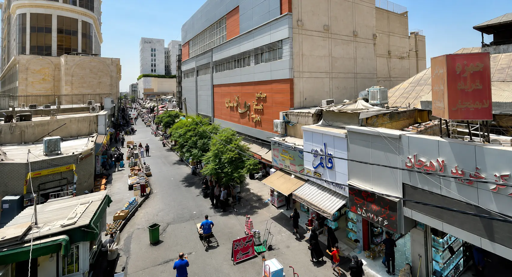 یک دهنه مغازه در تهران چند؟ / تجاری های جنوب تهران چقدر قیمت خوردند؟ ChatGPT Image Jul 11_ 2026_ 12_43_29 PM