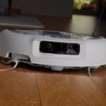 جاروبرقی رباتیک DJI Romo 2 معرفی شد؛ ترکیب بازوی رباتیک و فناوری پهپادها برای تشخیص موانع