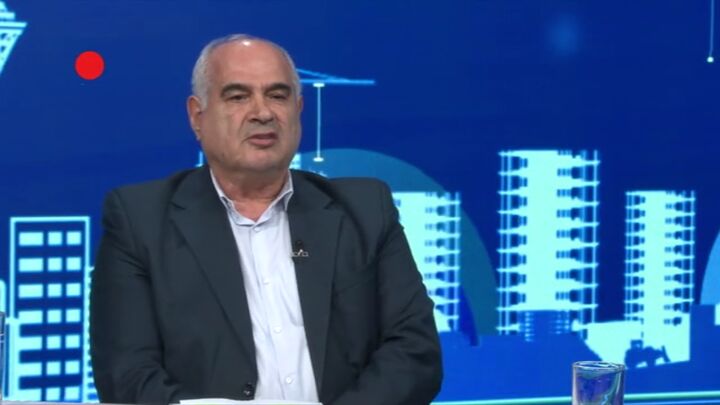 یکی از روش‌های کم اثر کردن تحریم‌ها، دلار زدایی است